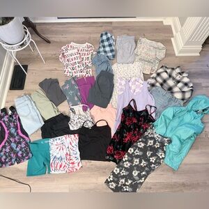 Girls size 6/7 lot if clothing